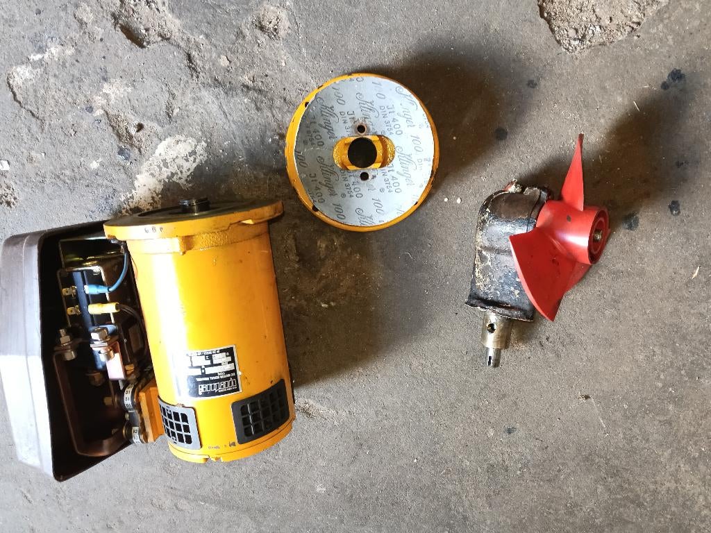 Vetus boegschroef, Watersport en Boten, Accessoires en Onderhoud, Ophalen, Gebruikt, Onderhoud en Reparatie