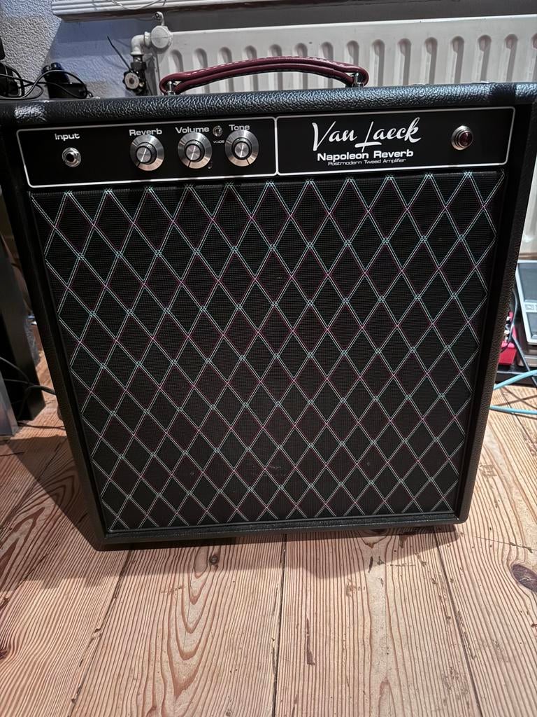 Buizen versterker 15 watt van Laeck., Muziek en Instrumenten, Ophalen of Verzenden, Zo goed als nieuw, Minder dan 50 watt