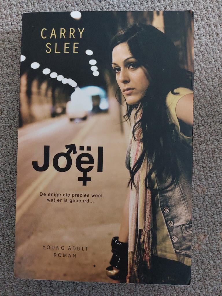 Joël, Carry Slee, Ophalen of Verzenden, Zo goed als nieuw, Nederland