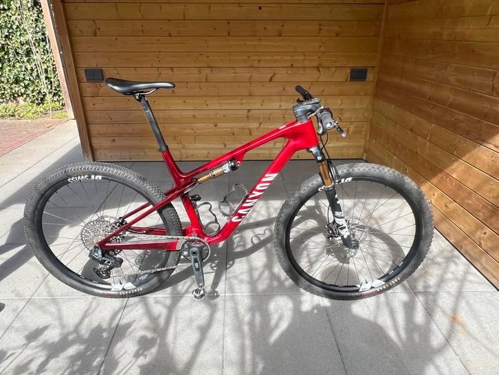 Canyon Lux World Cup CF 8 (2024) – Maat L, Fietsen en Brommers, Fietsen | Mountainbikes en ATB, Zo goed als nieuw, Heren, Overige merken