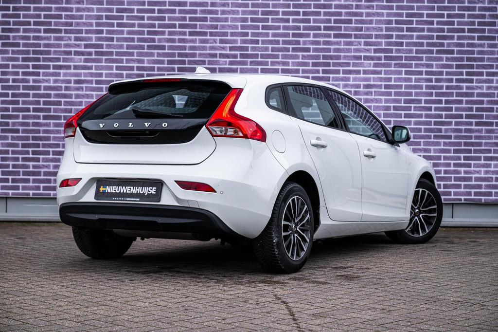 Volvo V40 1.5 T2 Polar+ | Standkachel | Achteruitrijcamera |, 12 maanden, Stof, Euro 6, Origineel Nederlands