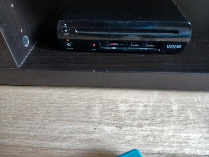 Wii U ruilen tegen PS4 of te koop voor 120, Spelcomputers en Games, Spelcomputers | Nintendo Wii U, Gebruikt, Met 1 controller