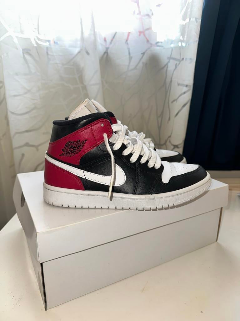 Nike Jordan sneakers maat 40, Kleding | Dames, Schoenen, Ophalen of Verzenden, Zo goed als nieuw, Zwart, Sneakers of Gympen