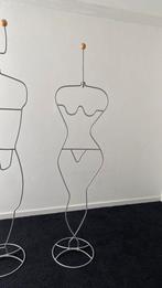 Dressgirl Häpen, Ophalen