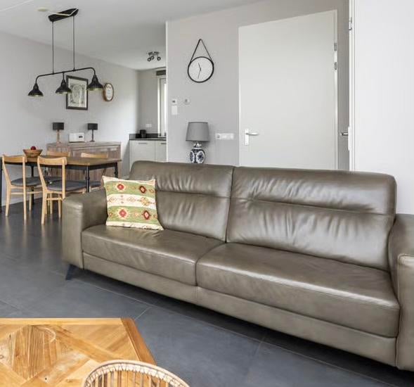 Top kwaliteit lederen bank zo goed als nieuw, Ophalen, Minder dan 75 cm, 150 tot 200 cm, Tweepersoons