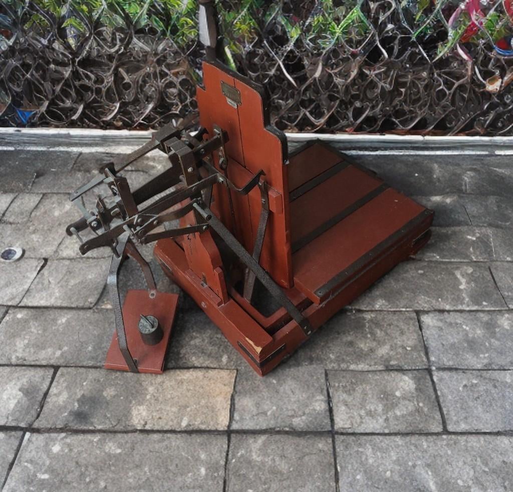 Antieke weegschaal met gewichten, Antiek en Kunst, Ophalen