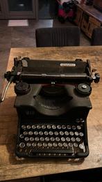 Typ machine van olivetti m40, Diversen, Typemachines, Ophalen, Zo goed als nieuw