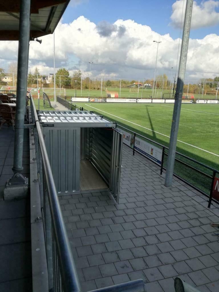 opslag sportveld/sportaccommodatie/container, Ophalen, Nieuw