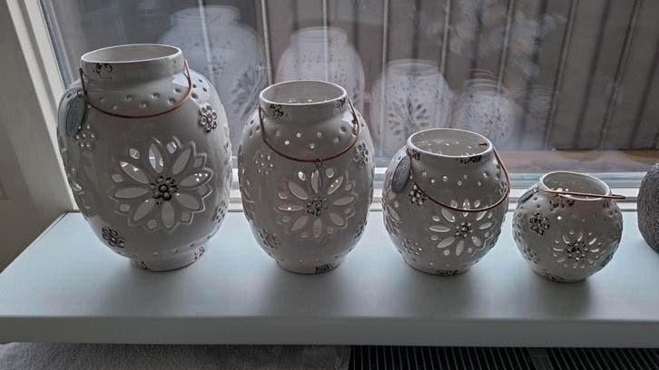 Riverdale flower windlichten / lantaarns sets van 4 en 3, Ophalen of Verzenden, Zo goed als nieuw, Overige materialen, Minder dan 25 cm