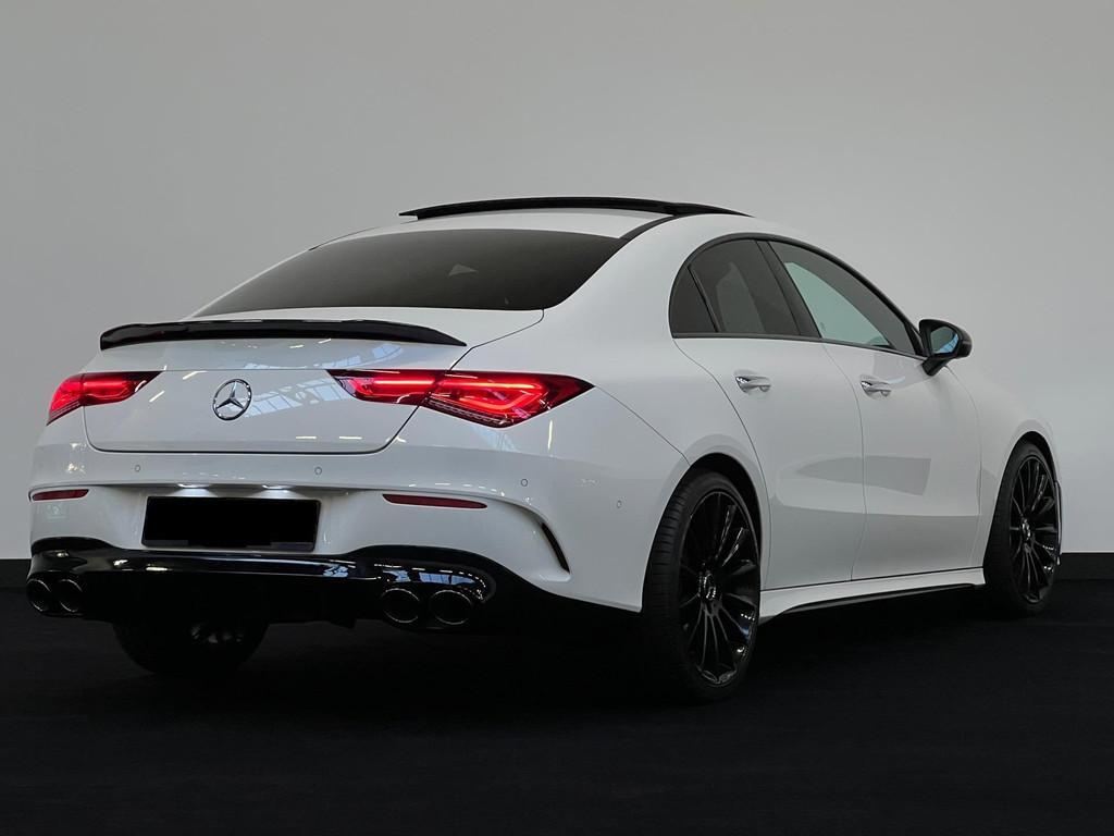 Mercedes-Benz CLA-klasse 250 e AMG 45 Blackpack Night Pano M, Auto's, Mercedes-Benz, CLA, Gebruikt, Zwart, 4 cilinders