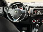 Alfa Romeo Giulietta 1.4 T Distinctive Lusso Automaat - Nero, Stof, 4 cilinders, Zwart, Origineel Nederlands