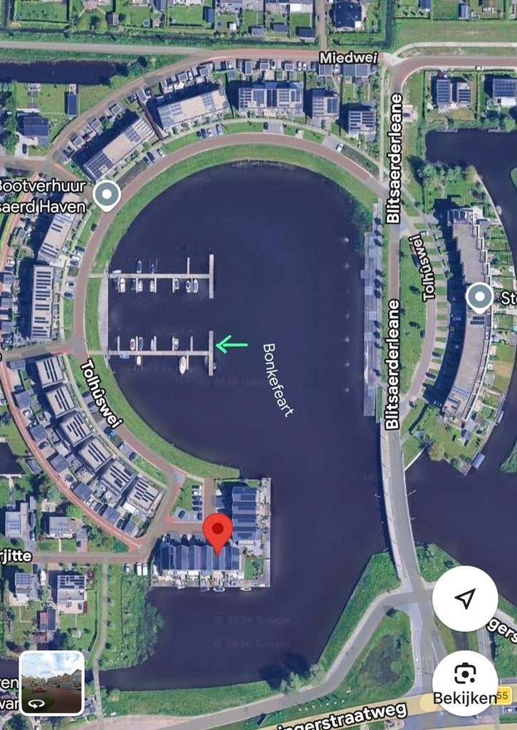 Ligplaats / steiger in Blitsaerd, Leeuwarden, Watersport en Boten, Ligplaatsen, Lente, Buiten