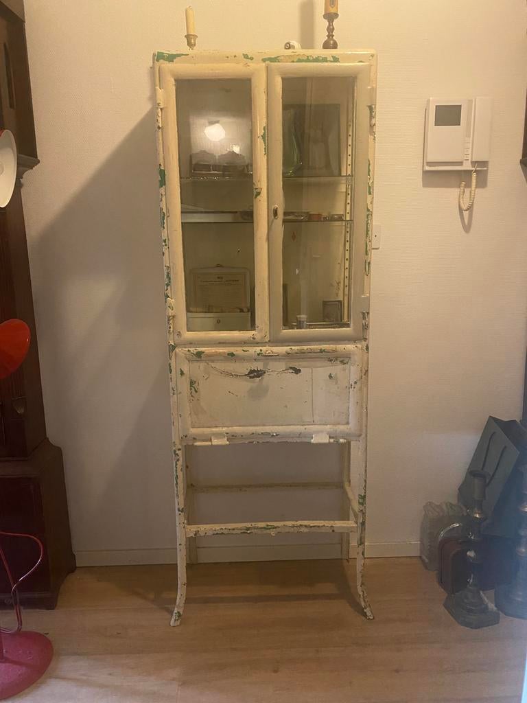 Oude medicijnkast dokterskast., Zo goed als nieuw, 150 tot 200 cm, 25 tot 50 cm, 50 tot 100 cm