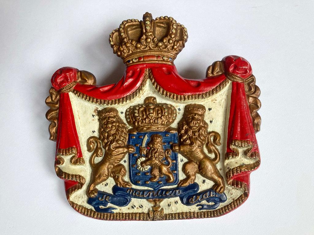 Wapenschild, gietijzer, originele verf - Je maintiendrai, Antiek en Kunst, Ophalen