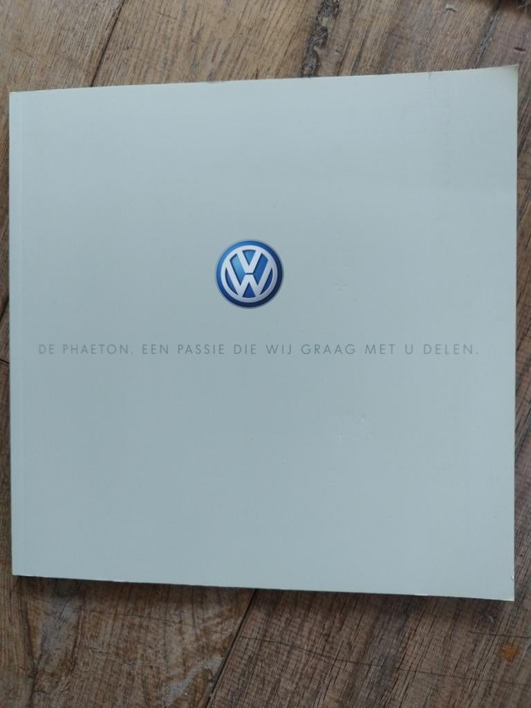 Volkswagen Phaeton brochure uit 2002, Boeken, Auto's | Boeken, Volkswagen, Ophalen of Verzenden, Zo goed als nieuw, Volkswagen