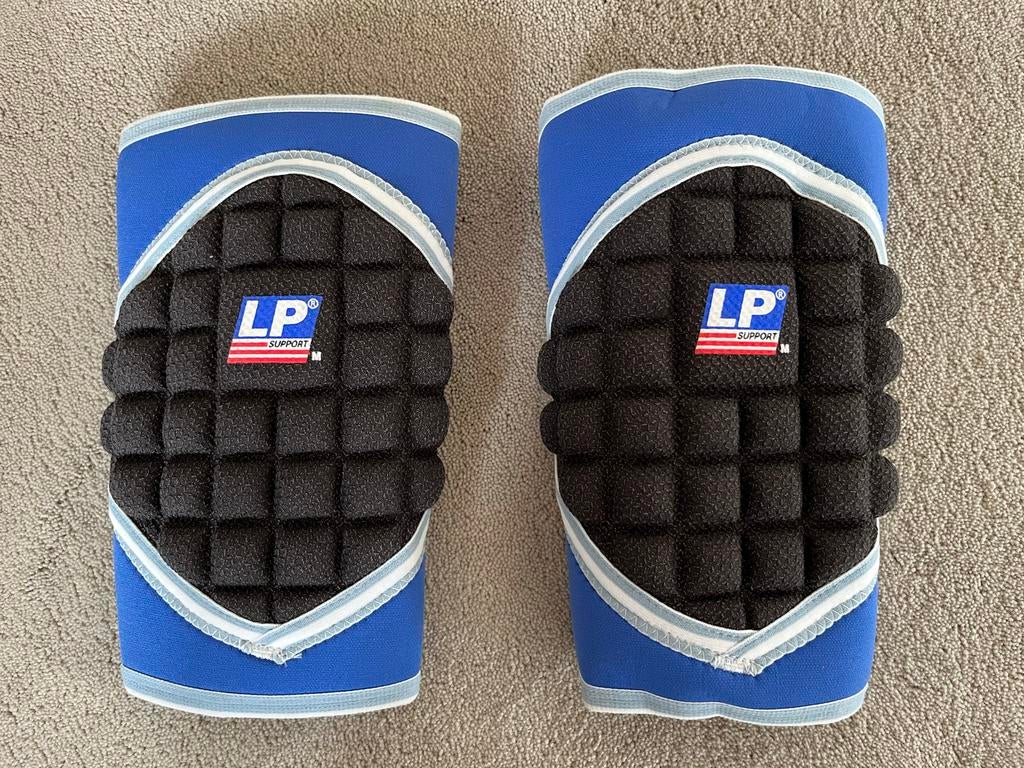 LP Support Kniebeschermers - Blauw (Paar) maat m, Sport en Fitness, Handbal, Ophalen of Verzenden, Nieuw, Toebehoren