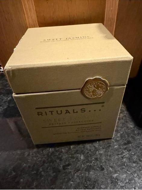 Nieuwe Rituals Sweet Jasmine kaars 360 gram, Ophalen, Nieuw, Overige materialen, Minder dan 25 cm