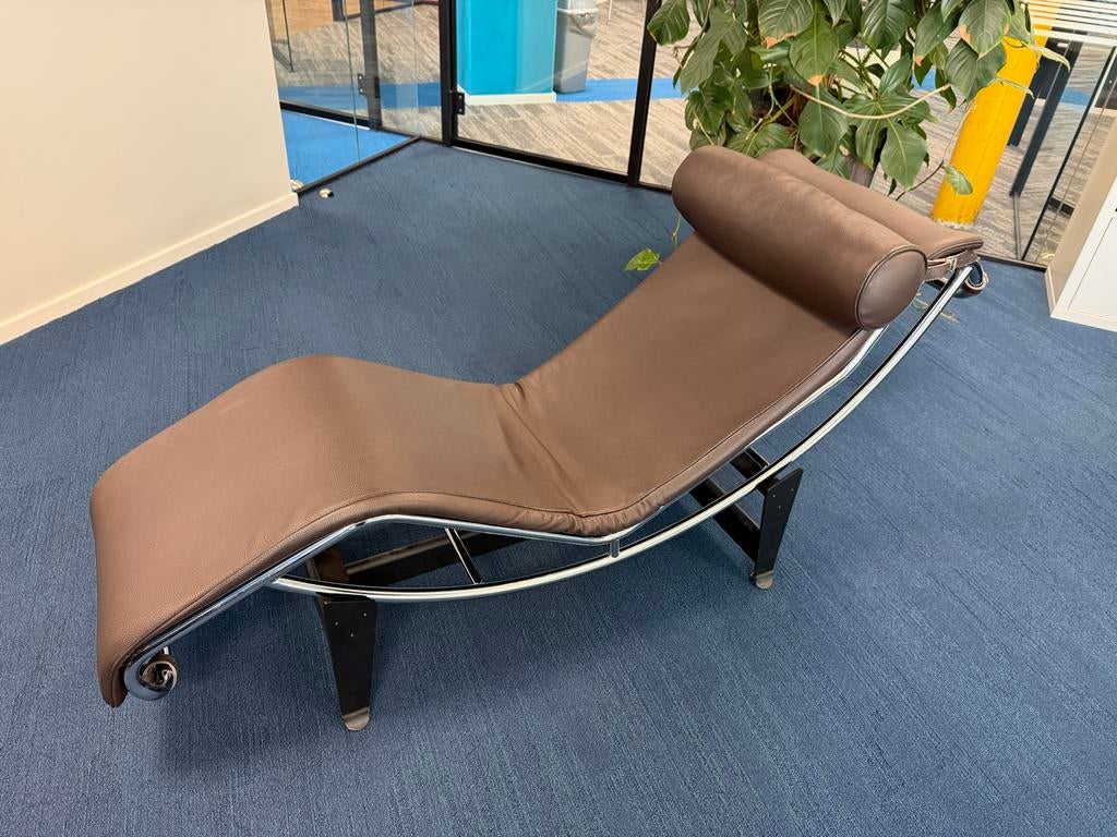 LC4 Chaise longue - Le Corbusier replica, Ophalen, Eenpersoons, Leer, Zo goed als nieuw