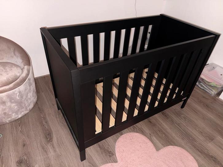 Interbaby Ledikant 60 x 120 Jupiter mat zwart, Kinderen en Baby's, Babywiegjes en Ledikanten, Zo goed als nieuw, Ledikant, Ophalen