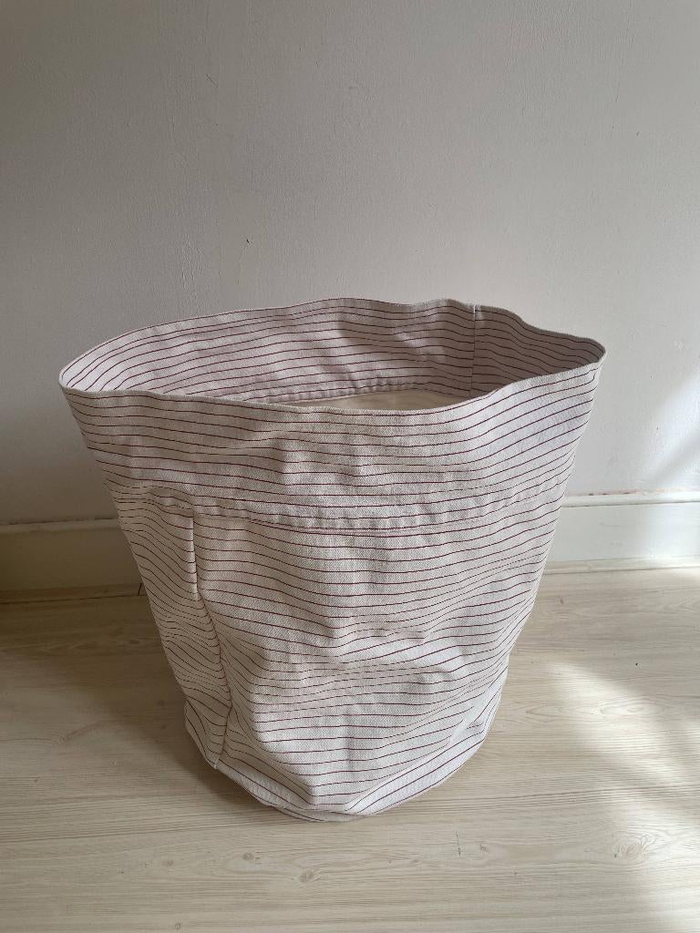 Laundry basket wasmand, Ophalen, Gebruikt