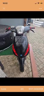 Zip 4 netjes, Fietsen en Brommers, Scooters | Piaggio, Ophalen of Verzenden, Zo goed als nieuw, Benzine, Zip