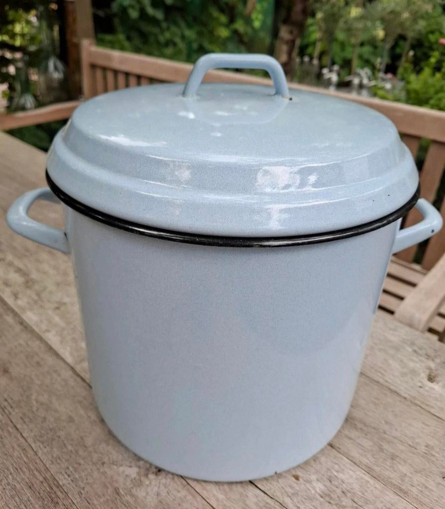 Emaille lichtblauwe pan met afvoergaten, Verzenden