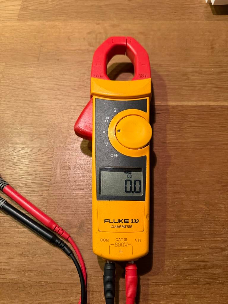 Fluke 333 Ampèretang / Multimeter - Goede staat, Doe-het-zelf en Verbouw, Meetapparatuur, Ophalen of Verzenden, Gebruikt, Multimeter
