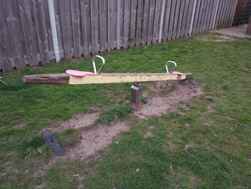 Oude maar werkende wipwap - binnenkort beschikbaar, Ophalen, Gebruikt, Jongen of Meisje