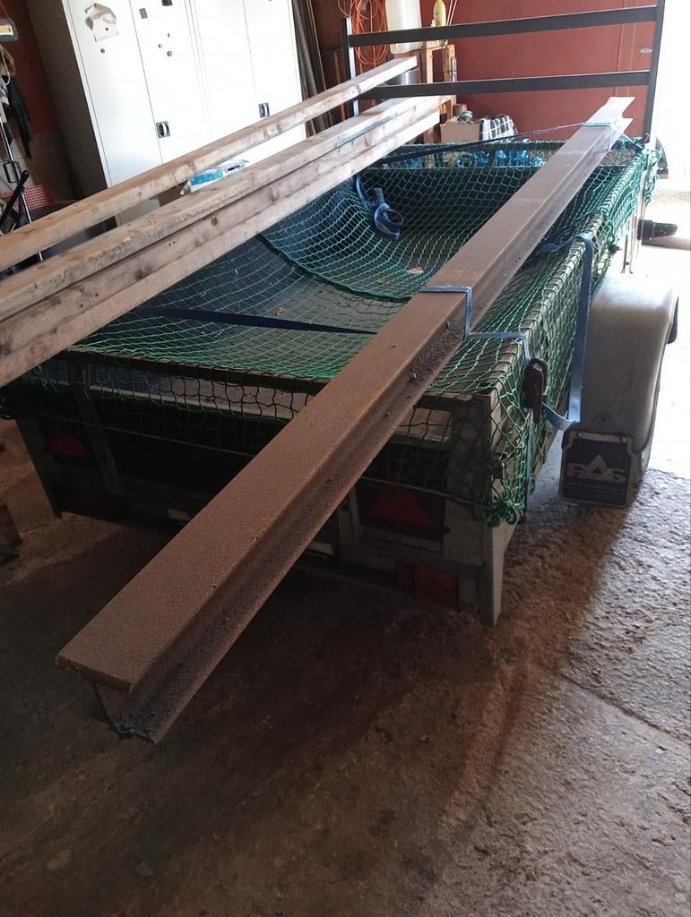 Stalen H balk ruim 3meter, Doe-het-zelf en Verbouw, Metalen, Ophalen, Gebruikt