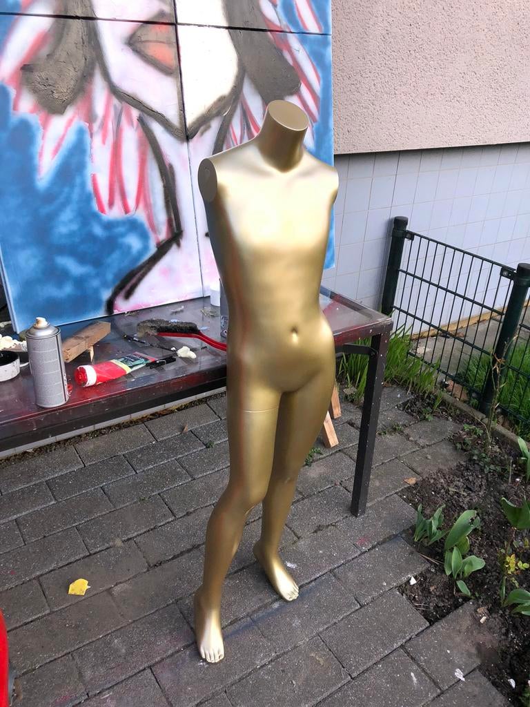 Paspop , mannequin goudkleur, Ophalen, Gebruikt