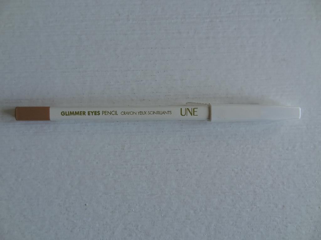 NIEUW! Une Natural Beauty Glimmer Eyes Pencil >Snelle Verzen, Nieuw, Ophalen of Verzenden, Make-up, Overige kleuren