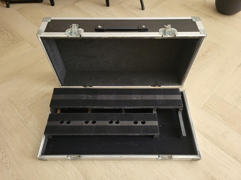 Grote pedalboard flightcase (81x40x15cm), Ophalen, Gebruikt, Elektrische gitaar, Flightcase