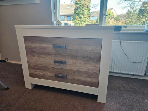 Kidsmill long island ledikant, commode en plank!, Kinderen en Baby's, Kinderkamer | Complete kinderkamers, Zo goed als nieuw, Jongetje of Meisje