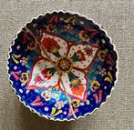 Versierd schaaltje, Ophalen of Verzenden, Zo goed als nieuw, Overige stijlen, Schaal of Schalen