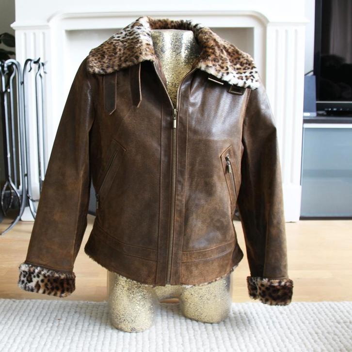 Prachtige Bruin Leren Jas (Maat 40) € 65,-, Kleding | Dames, Jassen | Winter, Zo goed als nieuw, Maat 38/40 (M), Bruin, Ophalen of Verzenden