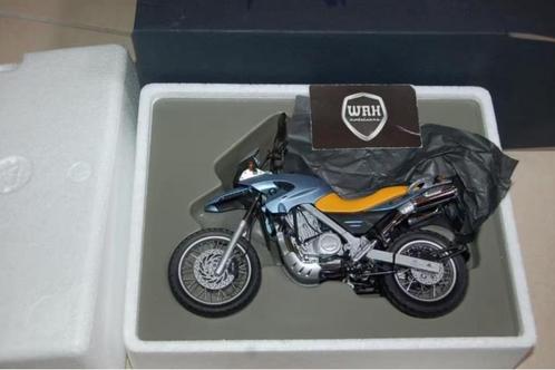 SALE !! 1:10 BMW F 650 GS blue yellow Minichamps in box WRH, Hobby en Vrije tijd, Modelauto's | 1:5 tot 1:12, Zo goed als nieuw