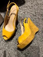 Pail Warmer sleehakken maat 38 origineel, Geel, Ophalen of Verzenden, Zo goed als nieuw, Schoenen met hoge hakken