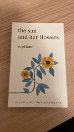 The sun and her flowers, Rupi Kaur, Ophalen of Verzenden, Zo goed als nieuw
