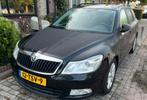 Skoda Octavia 1.6 TDI 77KW Combi 2012 Zwart, Voorwielaandrijving, Euro 5, Stof, Zwart