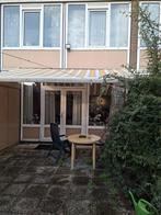 Elektrisch zonnescherm - 4 meter breed, 2.7 meter uitval, Ophalen, Gebruikt, Elektrisch, 150 tot 300 cm