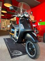 Vespa 300 GTS Super Sport, Motoren, Motoren | Piaggio, Scooter, 300 cc, Particulier, Minimaal motorrijbewijs A2