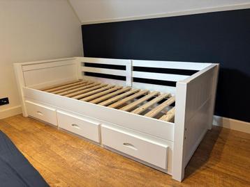Wit bed