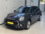 Mini Clubman 2.0 Cooper S JcW PANO/LEDER/H&K/CAMERA/HEADUP V, Voorwielaandrijving, 1380 kg, Clubman, Leder en Stof
