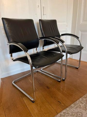 Thonet stoelen 2 stuks  beschikbaar voor biedingen