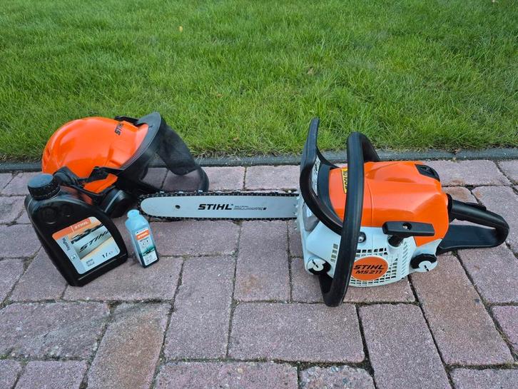 Stihl MS211 Kettingzaag + toebehoren, Tuin en Terras, Hand-tuingereedschap, Zo goed als nieuw, Ophalen of Verzenden