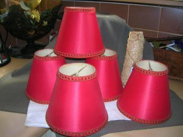 5 x lampenkapje met klemmetje rood met smal galonband beschikbaar voor biedingen
