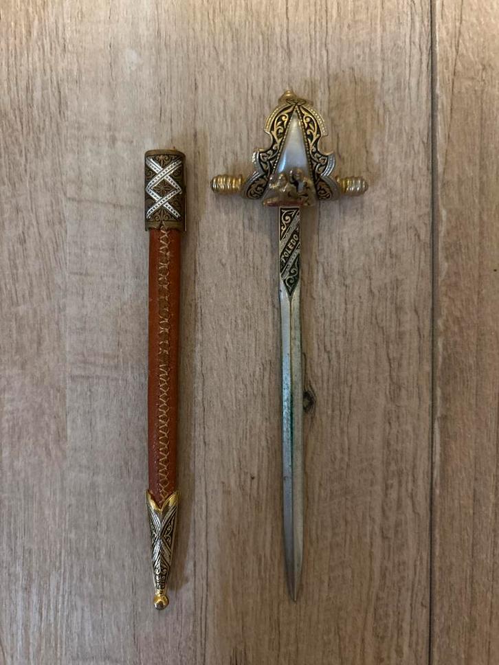 Antieke Toledo Briefopener, Antiek en Kunst, Antiek | Overige Antiek, Ophalen of Verzenden