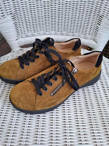 Fidelio schoenen, nieuwstaat, maat 6,5H- 40H, suède beschikbaar voor biedingen