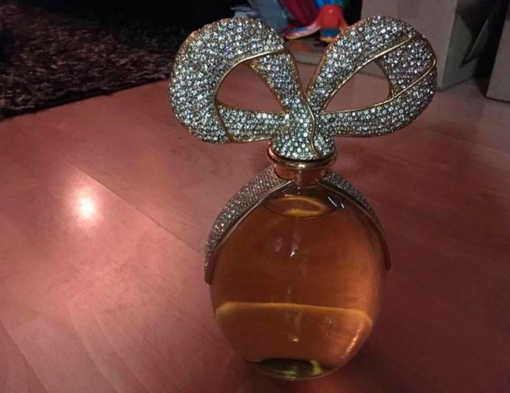 Giant etalagefles White Diamonds Elizabeth Taylor, Verzamelen, Parfumverzamelingen, Zo goed als nieuw, Verzenden