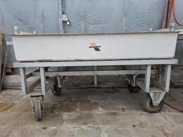 waterbak aluminium onderstel  3 stuks beschikbaar voor biedingen